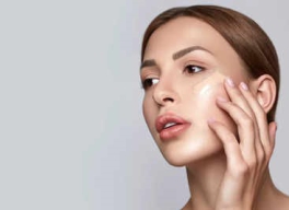 KEM NỀN LÀ GÌ? 4 TÁC DỤNG PHỤ CỦA VIỆC THOA KEM NÊN BẠN CẦN BIẾT.