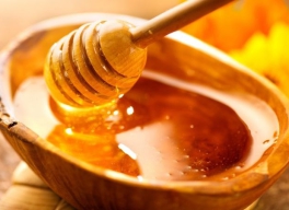 5 BÍ QUYẾT LÀM ĐẸP TỪ MẬT ONG GIÚP DƯỠNG DA ĐẸP, MỊN MÀNG