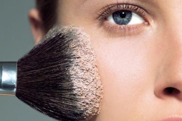 CÁCH ĐỂ CÓ LỚP NỀN MAKEUP HOÀN HẢO BẤT CHẤP KHUYẾT ĐIỂM