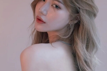 NHỮNG MÀU TÓC NÂU THỊNH HÀNH HIỆN NAY