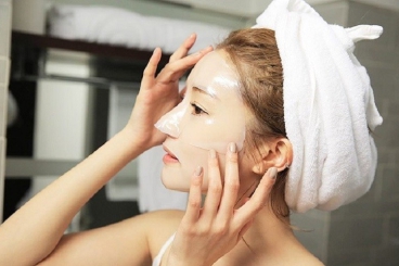 NHỮNG THÓI QUEN SKINCARE TAI HẠI ĐANG ÂM THẦM “ GIẾT LẦN GIẾT MÒN ” LÀN DA CỦA BẠN