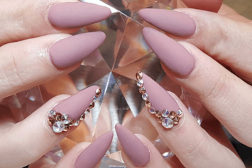 8 KIỂU MÓNG TAY ĐẸP CHO NÀNG THÊM DUYÊN DÁNG