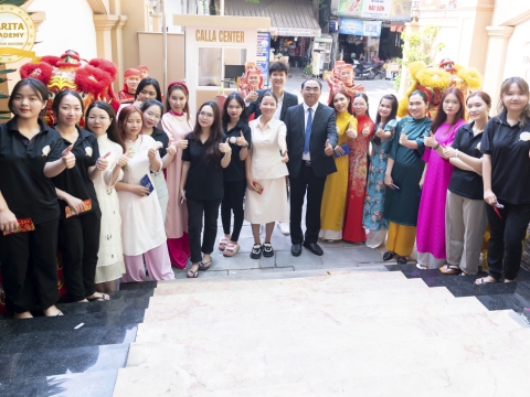 Khai trương đầu xuân 2024