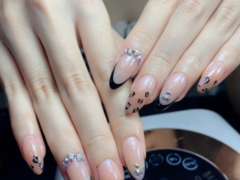 TÁC PHẨM CỦA HỌC VIÊN LỚP NAILS TẠI CARITA 