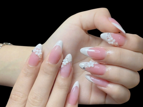 TÁC PHẨM CỦA HỌC VIÊN LỚP NAILS TẠI CARITA 