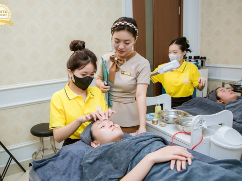 CHỌN KHÓA HỌC CHĂM SÓC DA