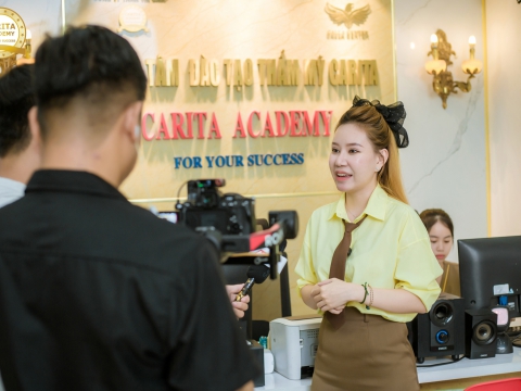HTV quay phóng sự phỏng vấn ngành làm đẹp tại carita academy