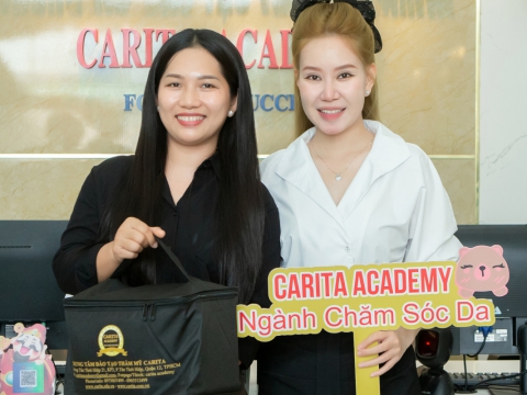 Khi học viên đi học nghề mà tưởng đâu đi... tiếp tế lương thực cho cô giáo!