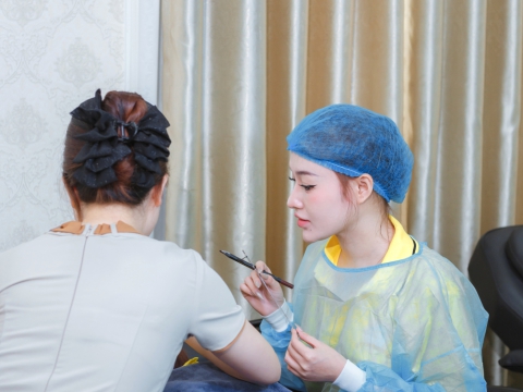 Tại sao nên học ngành Phun xăm Thẩm mỹ