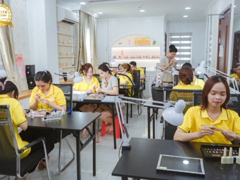 Ra nghề trước Tết