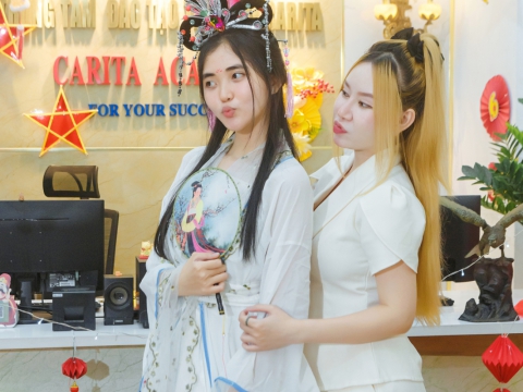  RƯỚC ĐÈN TRÔNG TRĂNG – RẮNG RỠ TƯƠNG LAI CÙNG CARITA ACADEMY! 