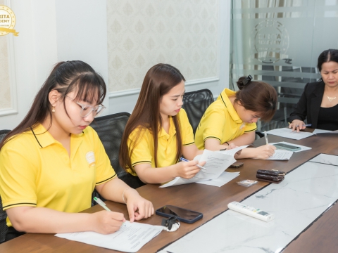 HÀO HỨNG VỚI NHỮNG CƠ HỘI MỚI SAU KỲ THI CHỨNG CHỈ AN TOÀN Y TẾ