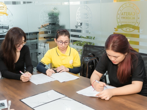 HÀO HỨNG VỚI NHỮNG CƠ HỘI MỚI SAU KỲ THI CHỨNG CHỈ AN TOÀN Y TẾ