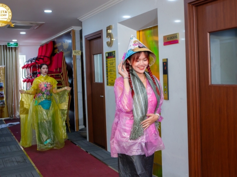 Thời trang tái chế - Nail