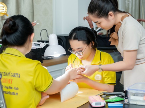 BÍ QUYẾT TẠO HIỆU ỨNG NEON CHUẨN SẮC & MỊN MÀU CÙNG CARITA ACADEMY