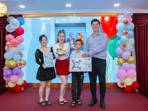 HPBD HOÀNG TỬ HARY 10 TUỔI