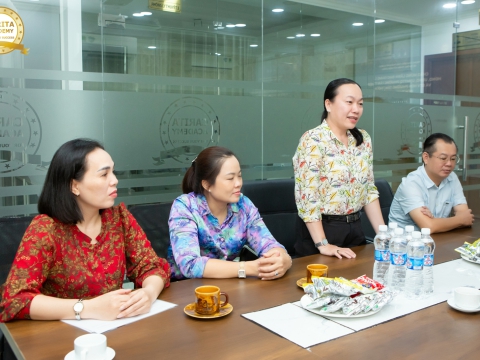 CARITA ACADEMY VINH DỰ ĐÓN TIẾP ĐOÀN UBND PHƯỜNG TÂN THỚI HIỆP ĐẾN THĂM VÀ CHÚC MỪNG NGÀY DOANH NHÂN VIỆT NAM 13/10