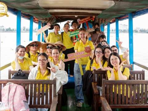 TEAM BUILDING CỒN PHỤNG CARITA ACADEMY 