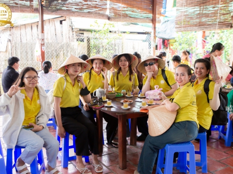 TEAM BUILDING CỒN PHỤNG CARITA ACADEMY 