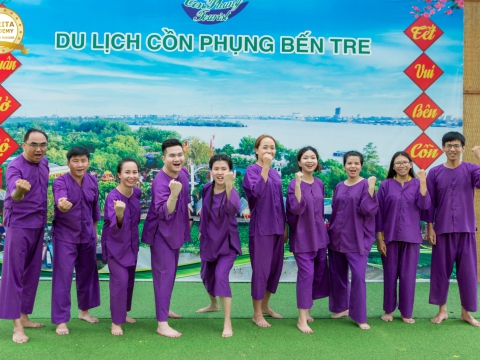 TRÒ CHƠI TẠI CỒN PHỤNG BẾN TRE