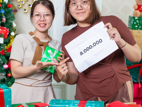 Hộp quà giáng sinh - Voucher 9 triệu