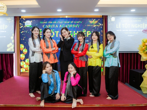 Hành Trình Từ Những Bước Nhảy Đầu Tiên Đến Lễ Tốt Nghiệp: Bí Mật Thành Công Tại Carita Academy!