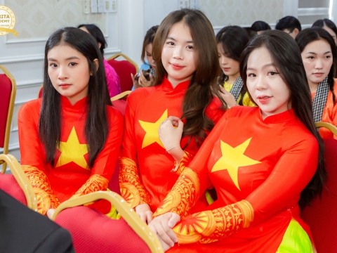 Hành Trình Từ Những Bước Nhảy Đầu Tiên Đến Lễ Tốt Nghiệp: Bí Mật Thành Công Tại Carita Academy!