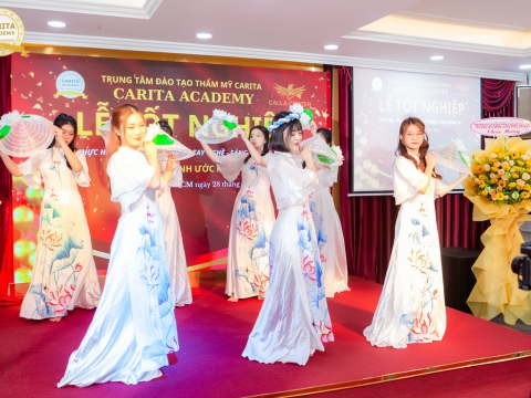 Hành Trình Từ Những Bước Nhảy Đầu Tiên Đến Lễ Tốt Nghiệp: Bí Mật Thành Công Tại Carita Academy!