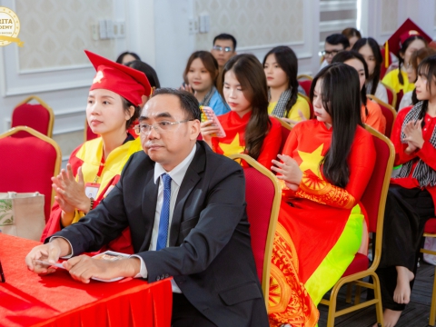 Hành Trình Từ Những Bước Nhảy Đầu Tiên Đến Lễ Tốt Nghiệp: Bí Mật Thành Công Tại Carita Academy!