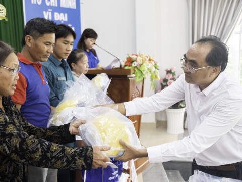 Carita Academy: Lan Tỏa Yêu Thương Đến Phụ Nữ Vùng Biên