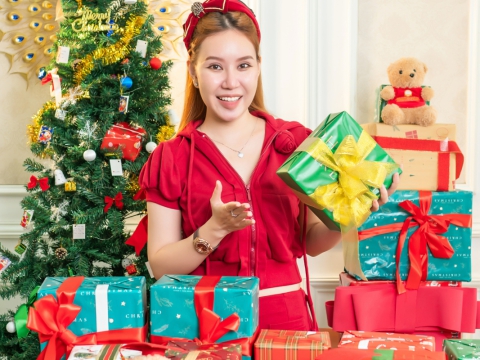 Giáng sinh rực rỡ - Tặng quà cực khủng