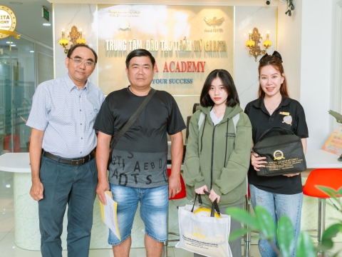 HỌC VIÊN LỚP CHĂM SÓC DA