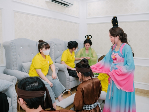 CHÚ CỘI HẠ TRẦN Đi HỌC NGHỀ NAIL: HÀNH TRÌNH TỪ GỐC ĐA ĐẾN TAY NGHỀ LÀM ĐẸP