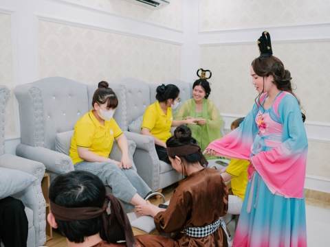CHÚ CỘI HẠ TRẦN Đi HỌC NGHỀ NAIL: HÀNH TRÌNH TỪ GỐC ĐA ĐẾN TAY NGHỀ LÀM ĐẸP