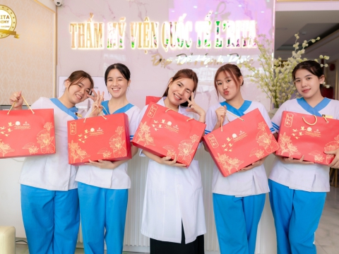 Trao quà Tết 2026