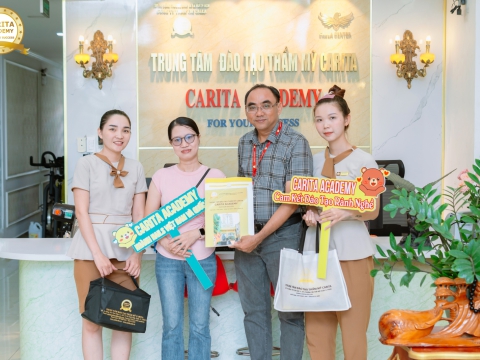 HỌC VIÊN MỚI LỚP NAIL CHUYÊN NGHIỆP