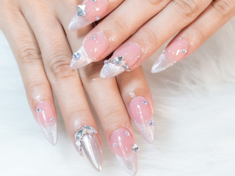 Tác phẩm của Học viên nhà Carita Academy