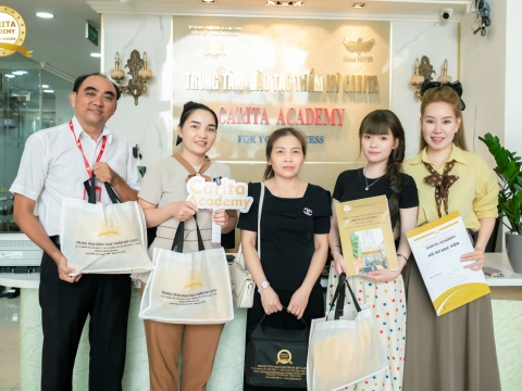 CHÀO ĐÓN HỌC VIÊN HỒNG PHÚC GIA NHẬP ĐẠI GIA ĐÌNH CARITA ACADEMY!