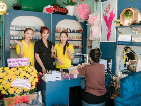 Học Viên CARITA “Chốt Đơn” Ước Mơ Mở Tiệm Nail Thành  Công