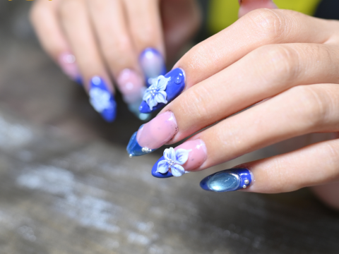 Học viên lớp Nail lên mẫu