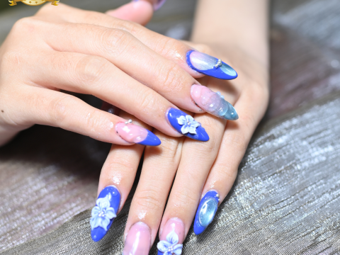 Học viên lớp Nail lên mẫu