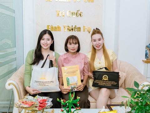  24 TUỔI CÔNG VIỆC CÒN LÔNG BÔNG? HỌC NGAY NGHỀ NAIL - ỔN ĐỊNH TƯƠNG LAI CÙNG CARITA ACADEMY!