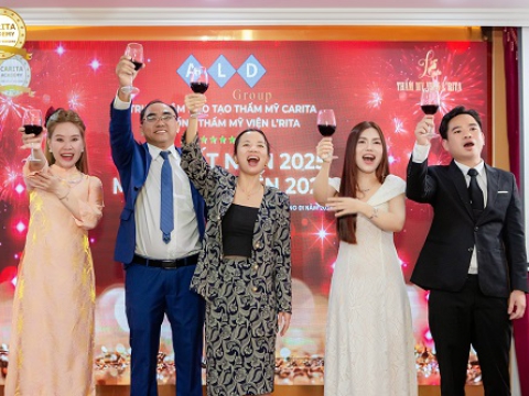 Tất niên tại Carita Academy