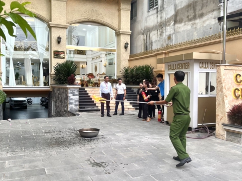 Bồi huấn công tác phòng cháy chữa cháy tại trung tâm đào tạo thẩm mỹ Carita