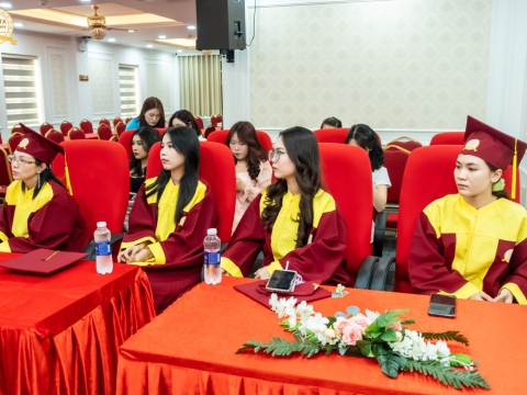 Lễ tốt nghiệp tháng 8/2024