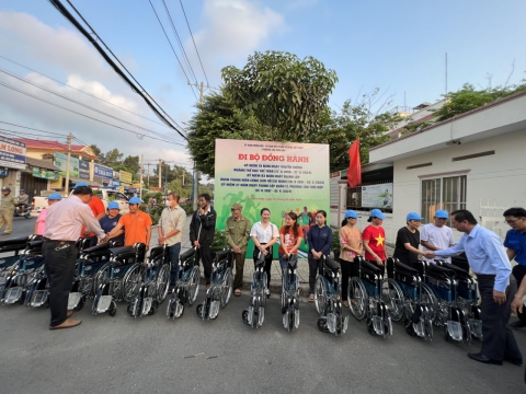 Trao tặng xe lăng ngày 23/03/2024 