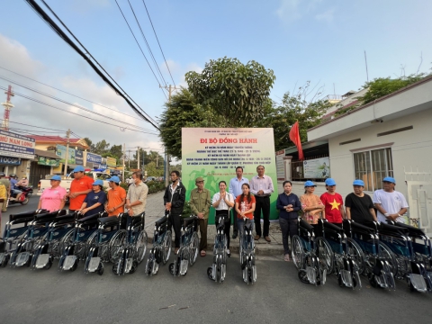 Trao tặng xe lăng ngày 23/03/2024 