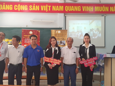 Tuyển sinh nghề thẩm mỹ ngày 4/4/2024 tại Trung tâm GDTX huyện Gò Dầu, Tây Ninh