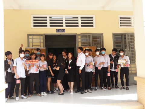 Tuyển sinh nghề thẩm mỹ ngày 4/4/2024 tại Trung tâm GDTX huyện Gò Dầu, Tây Ninh