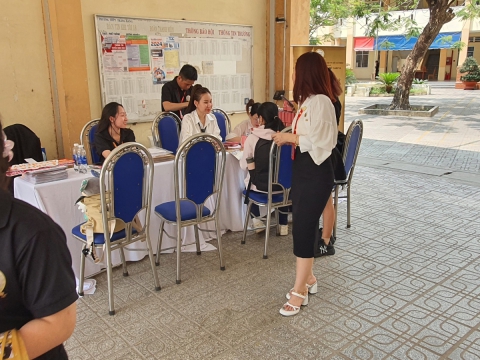 Tuyển sinh nghề thẩm mỹ ngày 4/4/2024 tại trường THPT Trảng Bàng, Huyện Gò Dầu, Tây Ninh